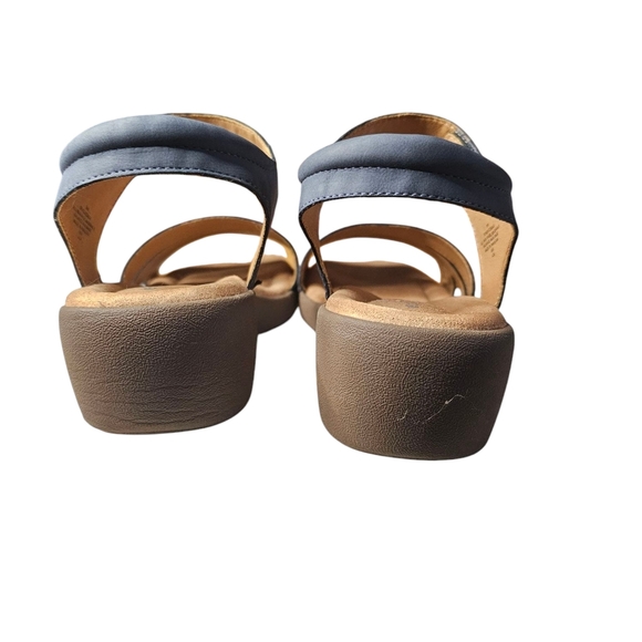 Easy Spirit Sandals 9W - Picture 3 of 5